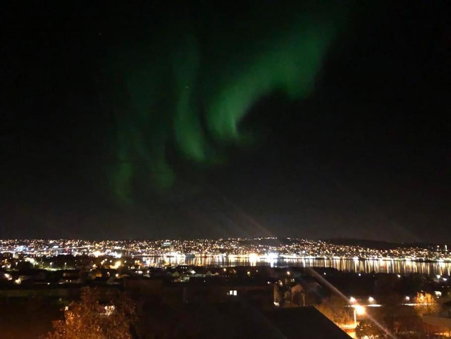 Villa Large House With Spectacular View Tromsø Exterior foto