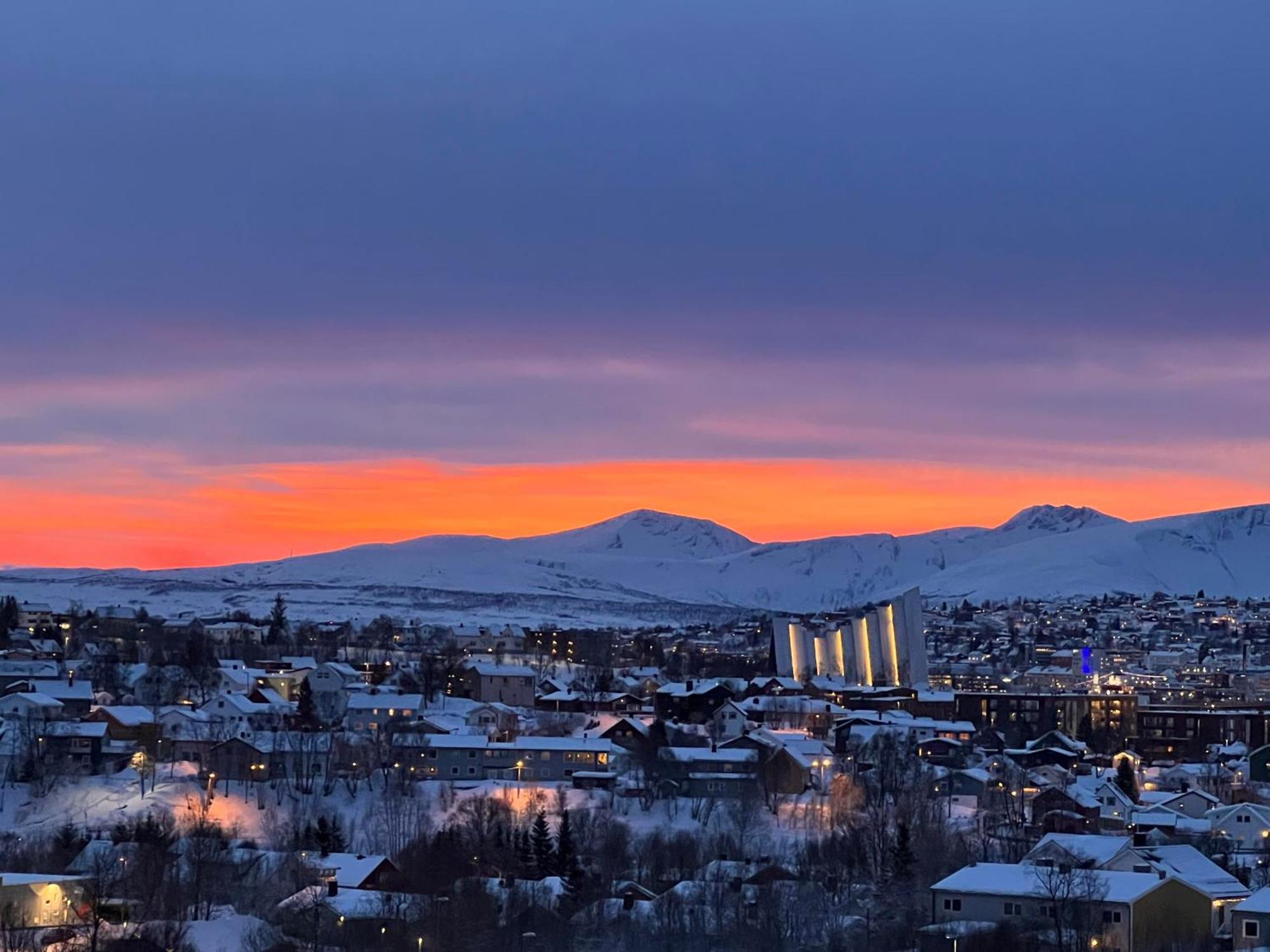 Villa Large House With Spectacular View Tromsø Exterior foto